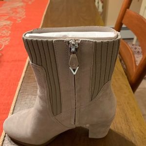 Vionic Booties